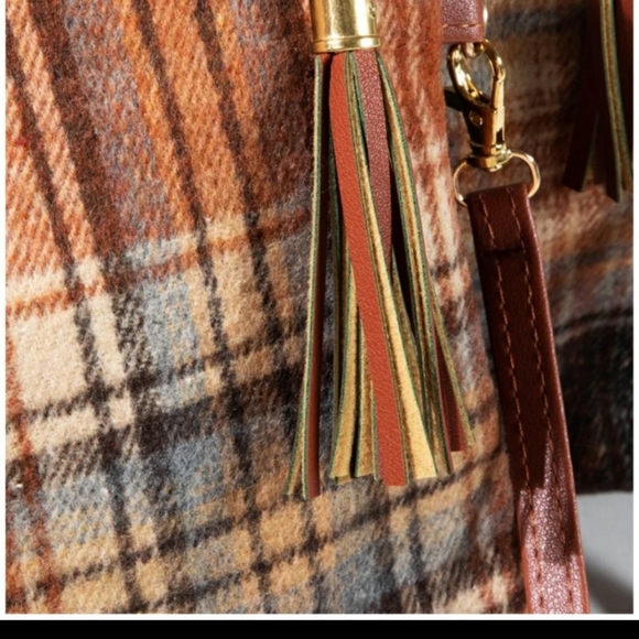 Plaid Print Crossbody/Clutch Bag - Picture 7 of 7